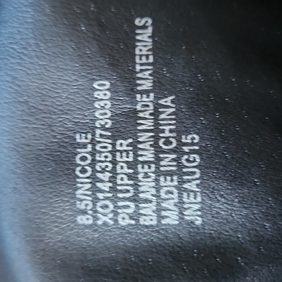 XoXo Boots - Picture 9 of 10